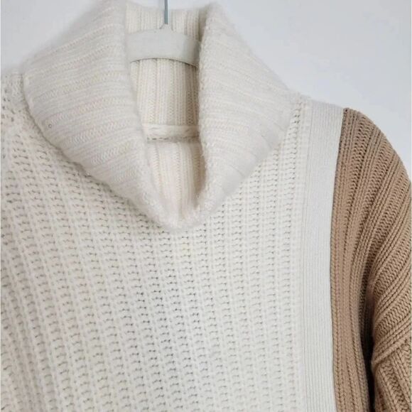 NAADAM Rib Knit  Wool-Cashmere-Blend Color Block Buttoned Turtleneck - Picture 4 of 9